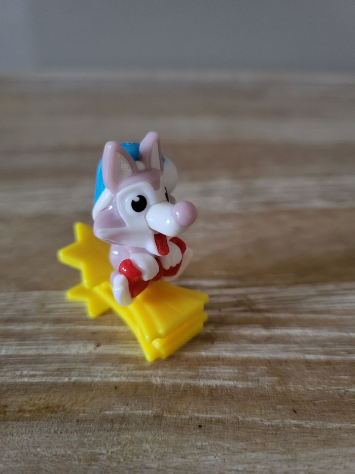 Lot de 4 figurines Kinder de Noël + 1 double - photo numéro 5