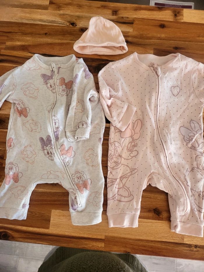 Lot 2 barboteuses chaude minnie 3mois