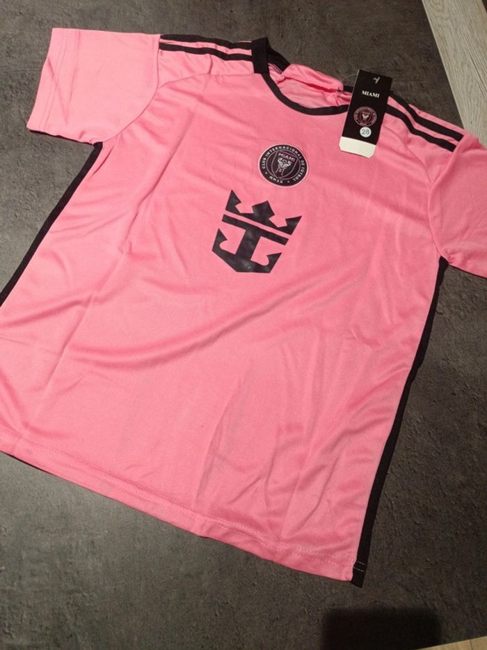 Tenue football Léo Messi Inter Miami rose t.28 - photo numéro 2