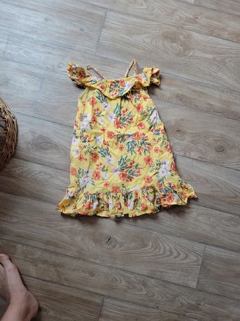 Robe jaune