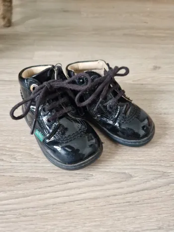 Kickers vernies taille 20