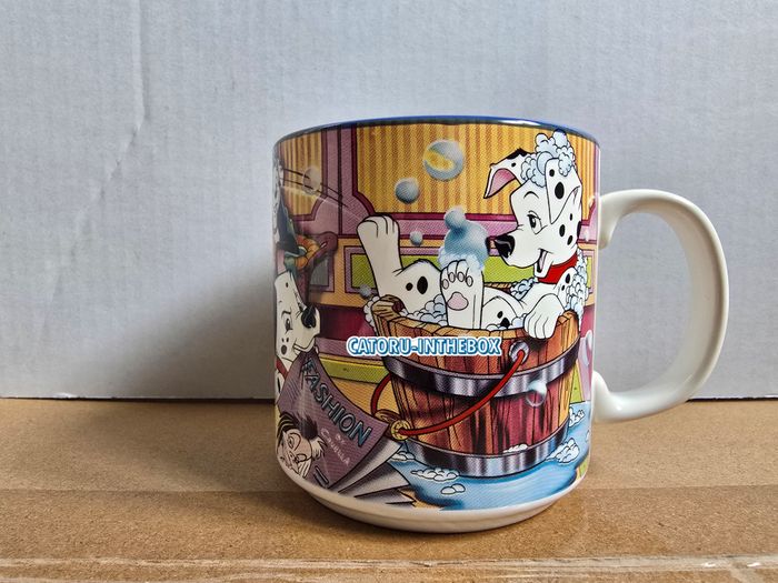 Tasse / Mug / Cup scène Disney Classics 101 Dalmatiens Dalmatians - photo numéro 1