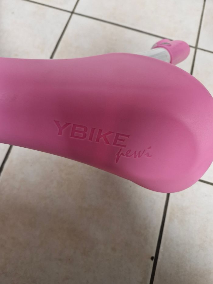 Trotteur pousseur roue 360° - photo numéro 3