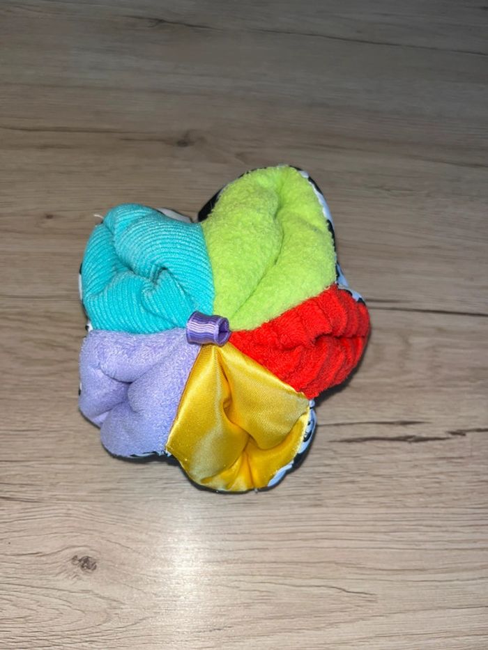 Balle sensorielle tissu Fisher Price - photo numéro 2