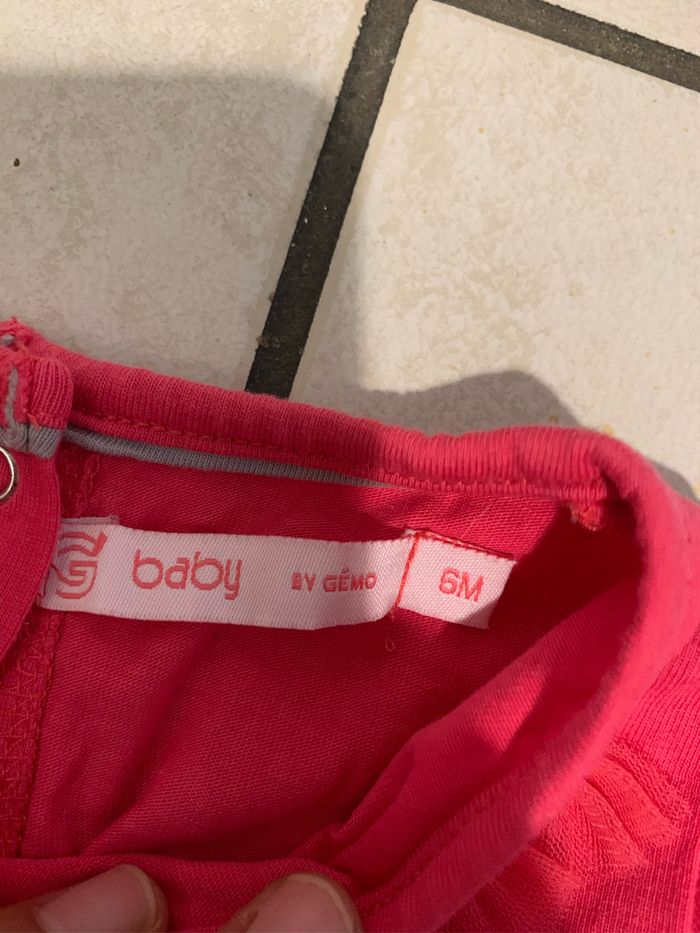 Teeshirt 6 mois - photo numéro 3