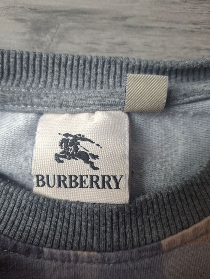 Pull burberry gris taille S - photo numéro 3