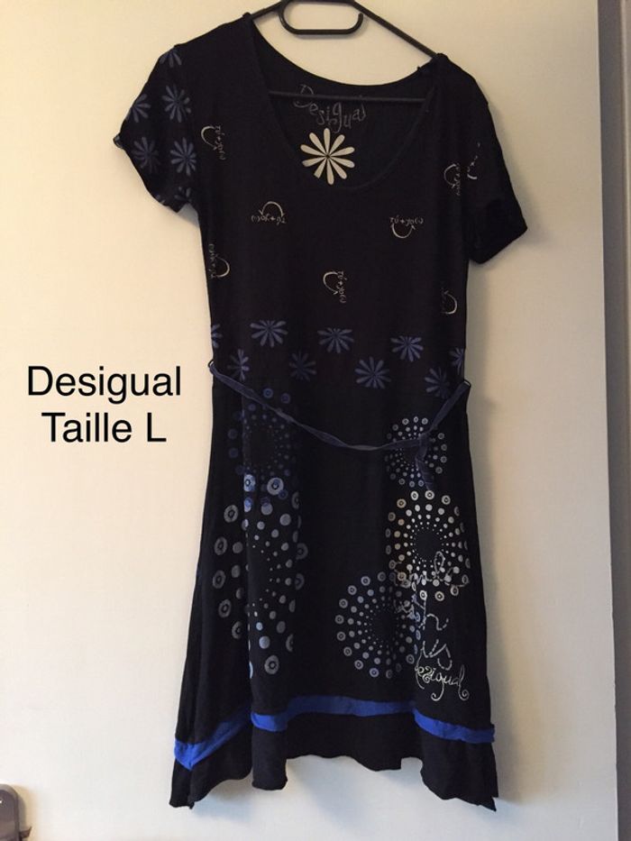 Robe Desigual noire bleue