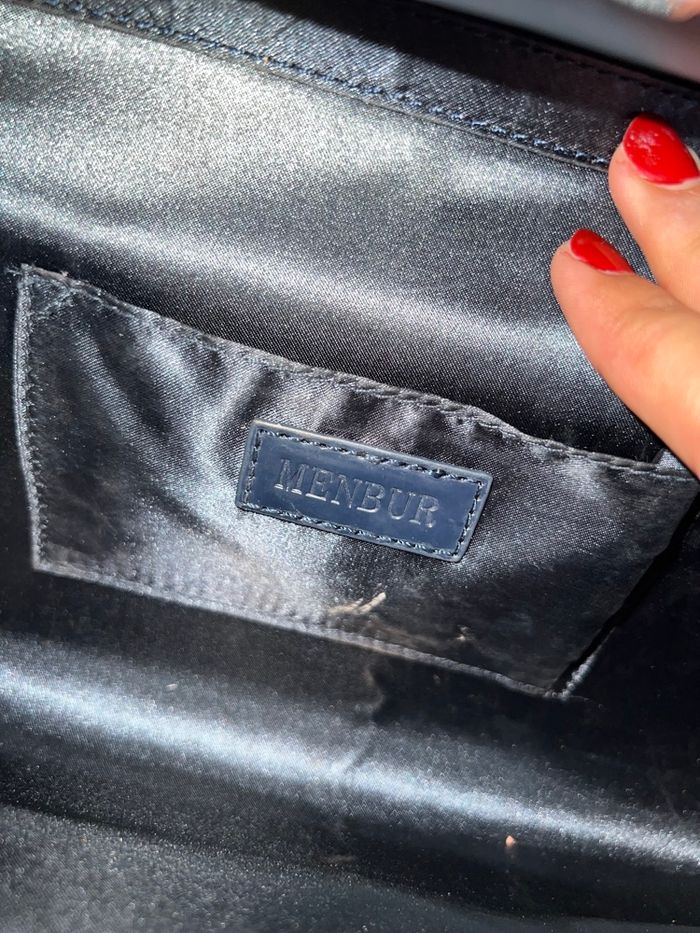 ✨ Pochette élégante MENBUR bleu nuit + chaîne argentée ✨💙 - photo numéro 6