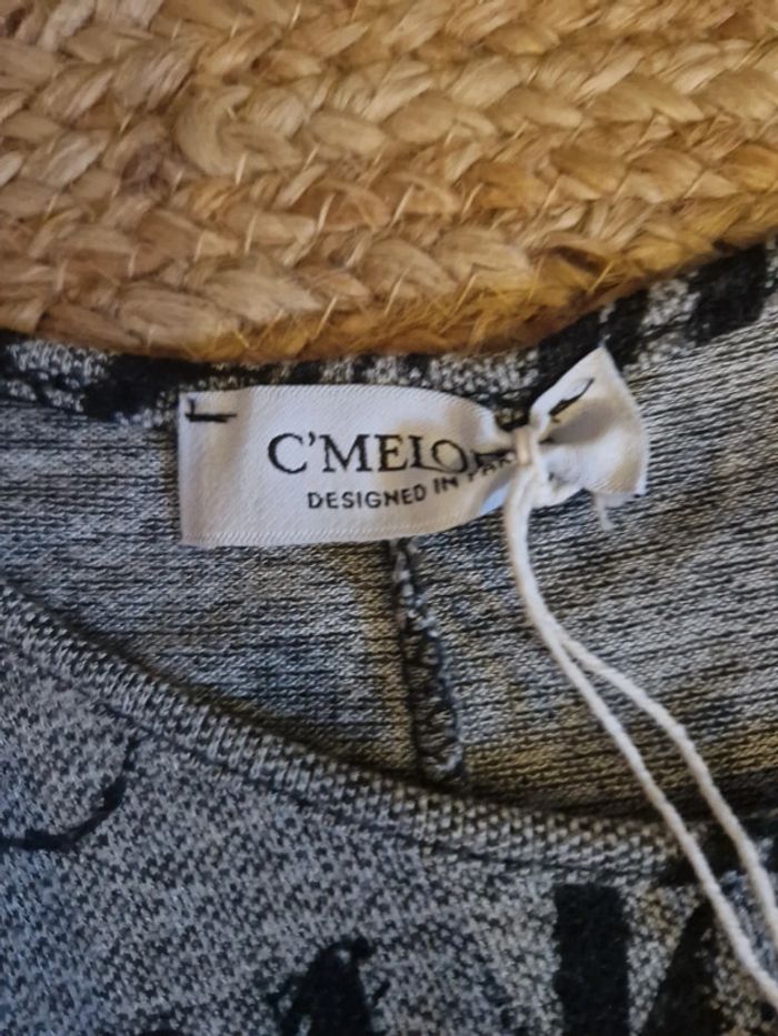 Robe courte chiné avec écritures noires coupe babydoll 🪐Taille Unique🪐 - photo numéro 3