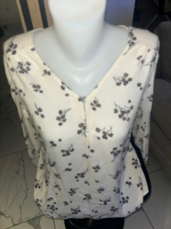 Chemisier femme en excellent état comme neuf taille 46 - photo numéro 2