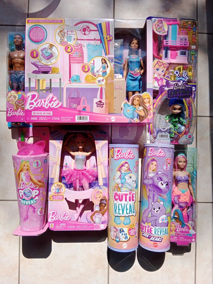 Lot Barbie