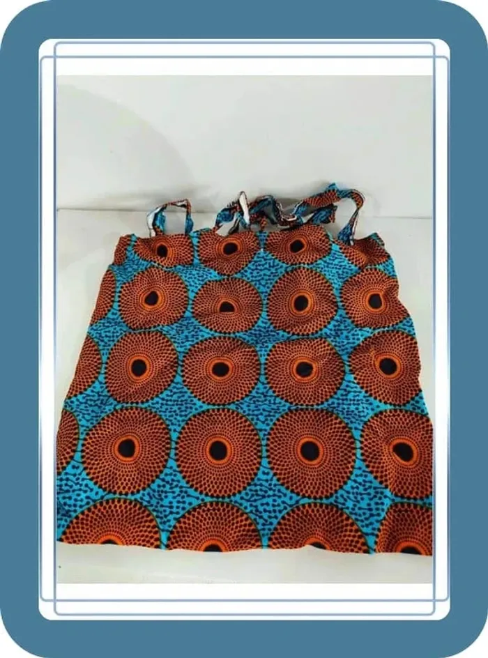 Sac fourre tout bleu et marron Hitarget, très bon état, 42x42cm