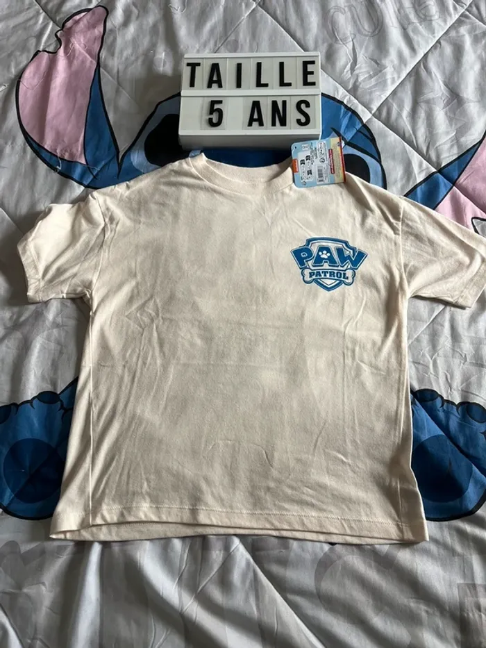 Tee shirt 5/6 ans