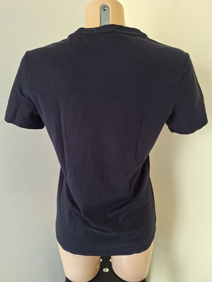 T-shirt taille M Armani - photo numéro 3