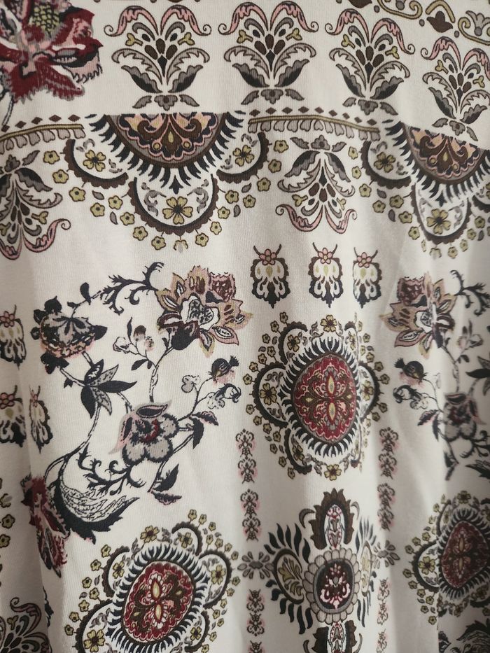 Haut blanc imprimé bohème – Manches 3/4 – Taille L – C&A - photo numéro 2