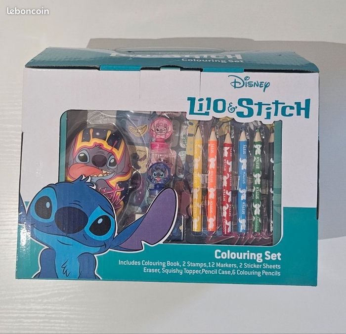 Coffret de coloriage Stitch neuf dans son emballage