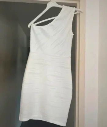 Robe blanche