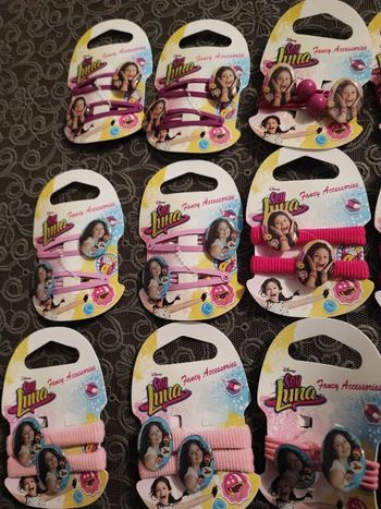 Lot de 24 pinces et élastiques a cheveux fille