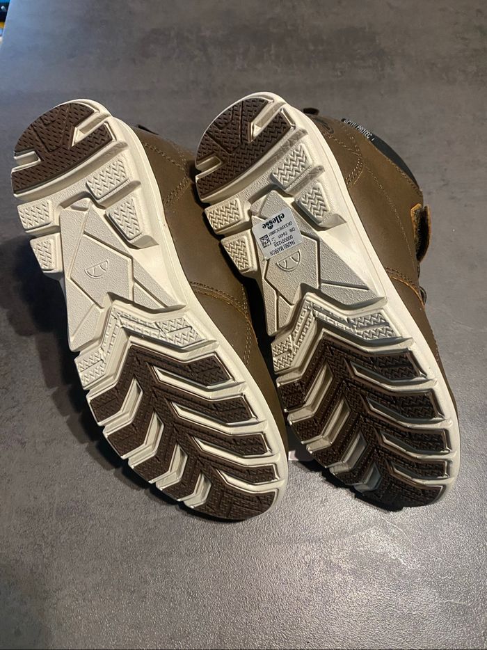 Chaussures montantes garçon 32/33 - photo numéro 4