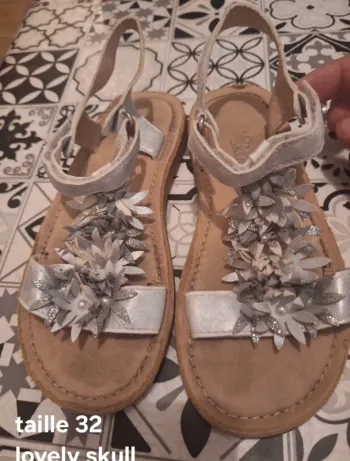🎀 sandalette taille 32 lovely skull 🎀