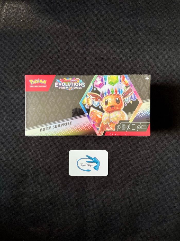 Pokémon Boîte Surprise Évolutions Prismatiques EV 8.5 : 49€