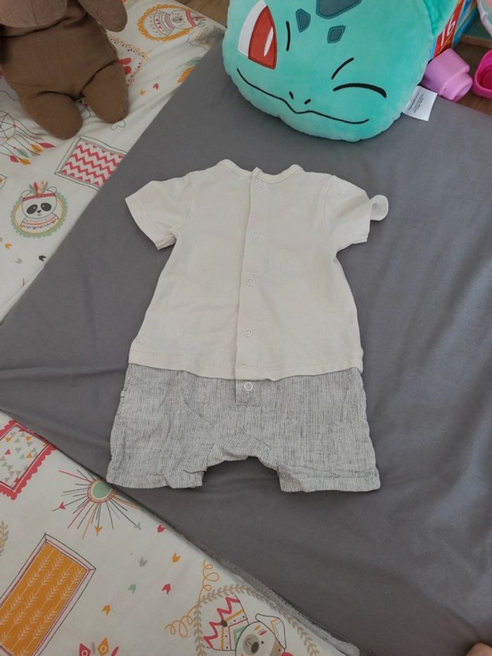 Combishort avec manches 3 mois 60 cm - photo numéro 4