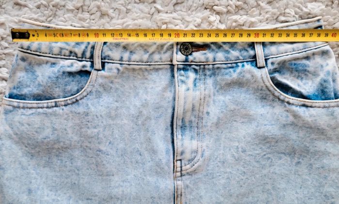 Jupe courte en jean bleue claire délavée Daphnea Paris Taille 38 - photo numéro 6