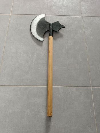 Jouet hache en bois 60cm 