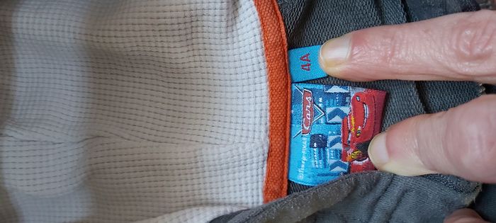 Gilet zippé à capuche 4 ans - photo numéro 3