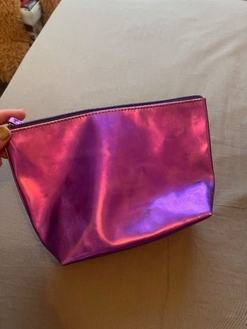 Trousse de toilette eau jeune