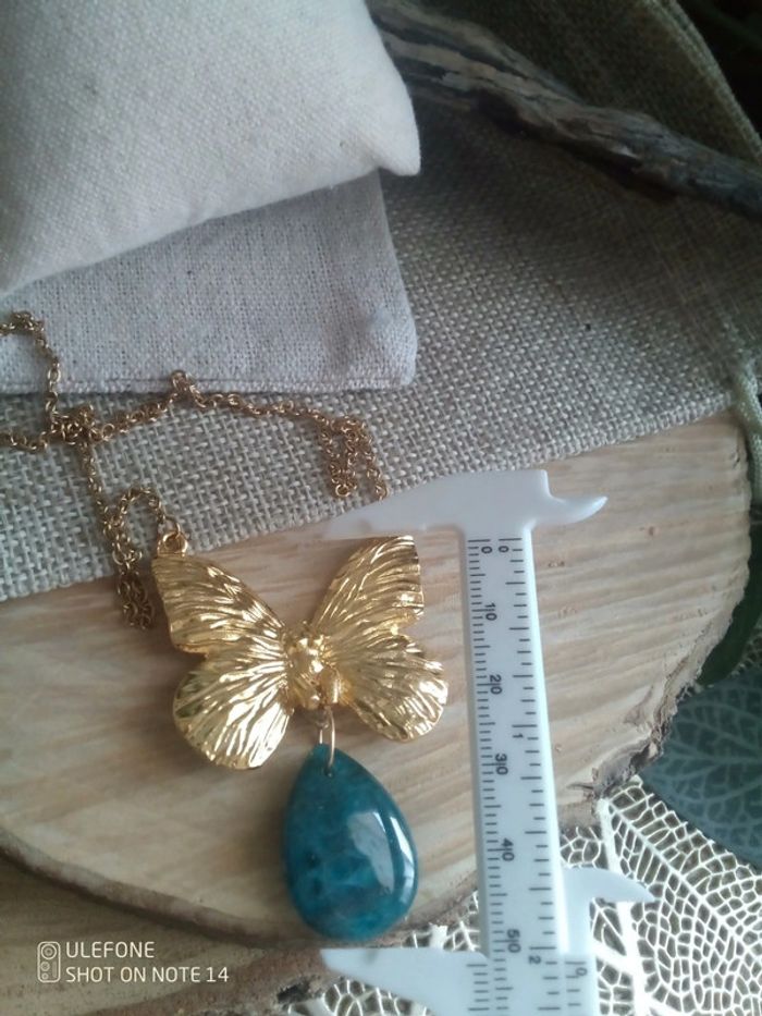 Collier femme papillon pierre naturelle d'apatite - photo numéro 3