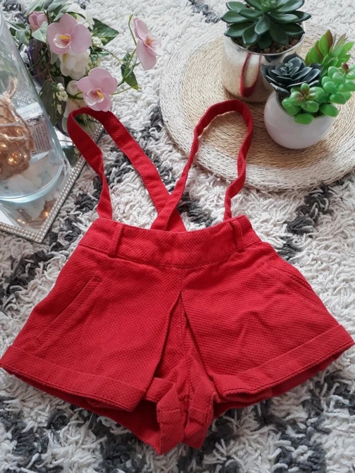 Short avec bretelles Taille 2 ans🌿💞 - photo numéro 2