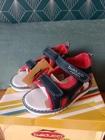 Sandales cuir Balducci 21 neuves