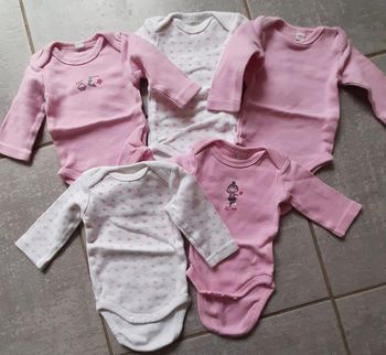 Lot 5 bodies ml fille 56cm