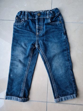 Jean bleu marine 2ans