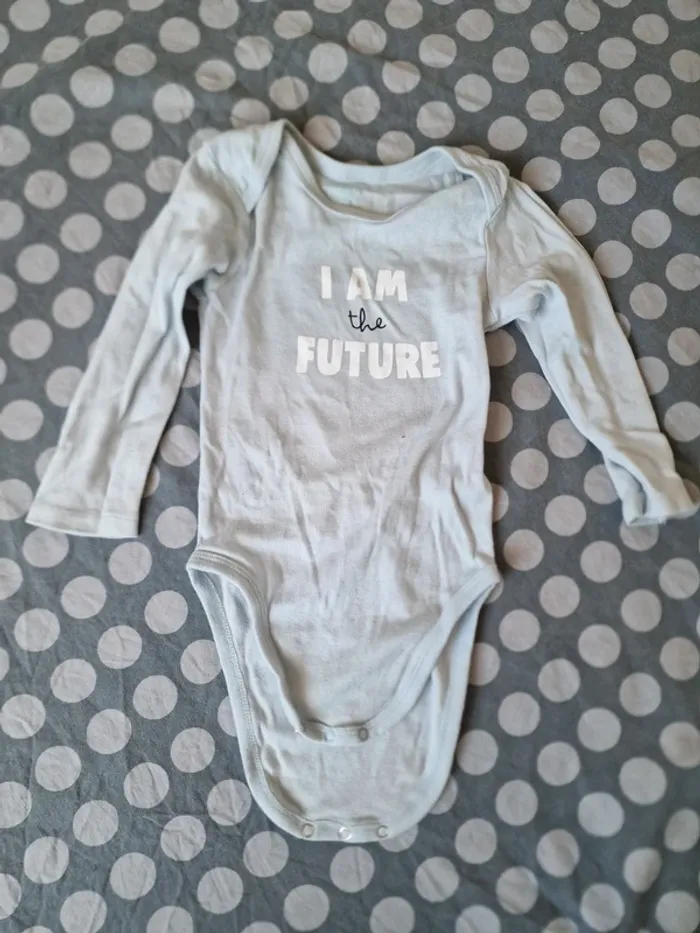 9 bodys 24 mois - photo numéro 5