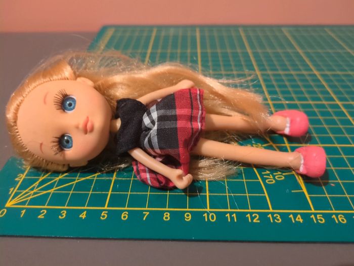 Petite Poupée - photo numéro 4