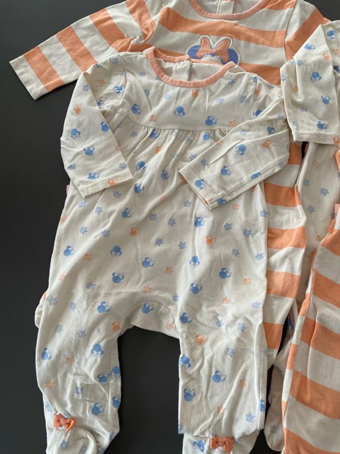 Lot de 4 pyjamas Disney baby orchestra 12 mois - photo numéro 3