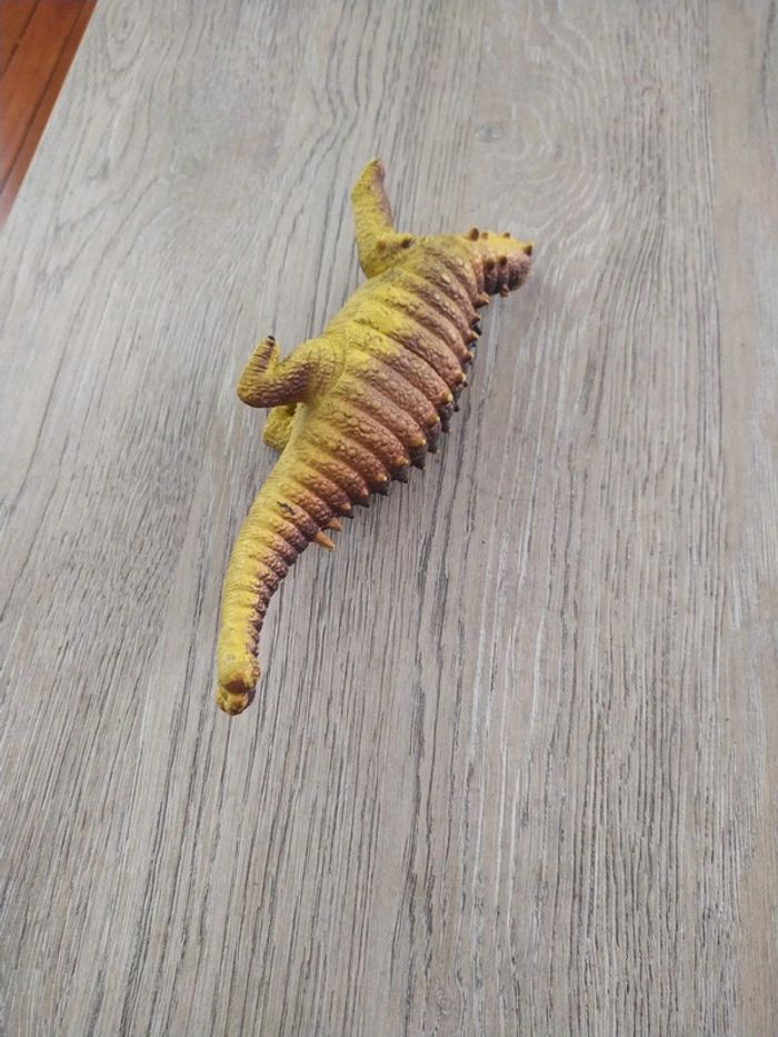 Figurines dinosaure - photo numéro 5