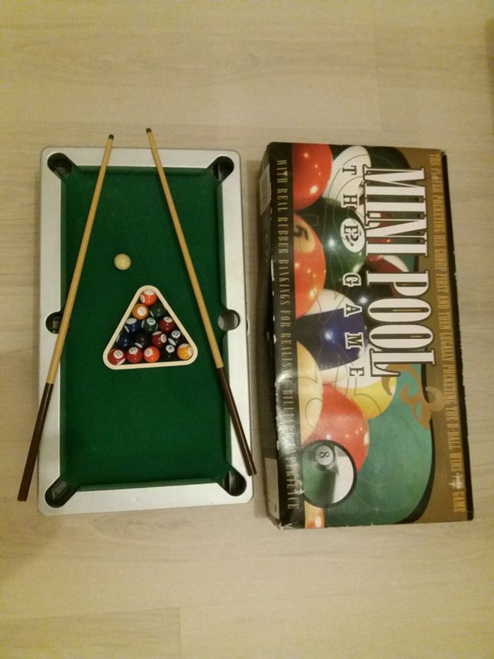 Mini billard