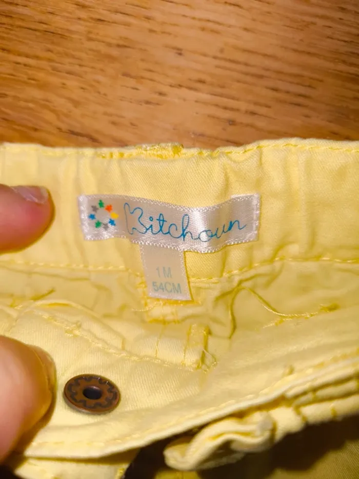 Short jaune 1 mois kitchoun fille excellent état - photo numéro 3