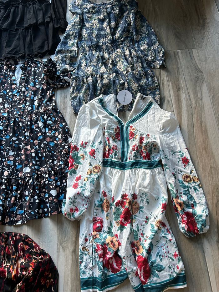 Lot robe - photo numéro 2