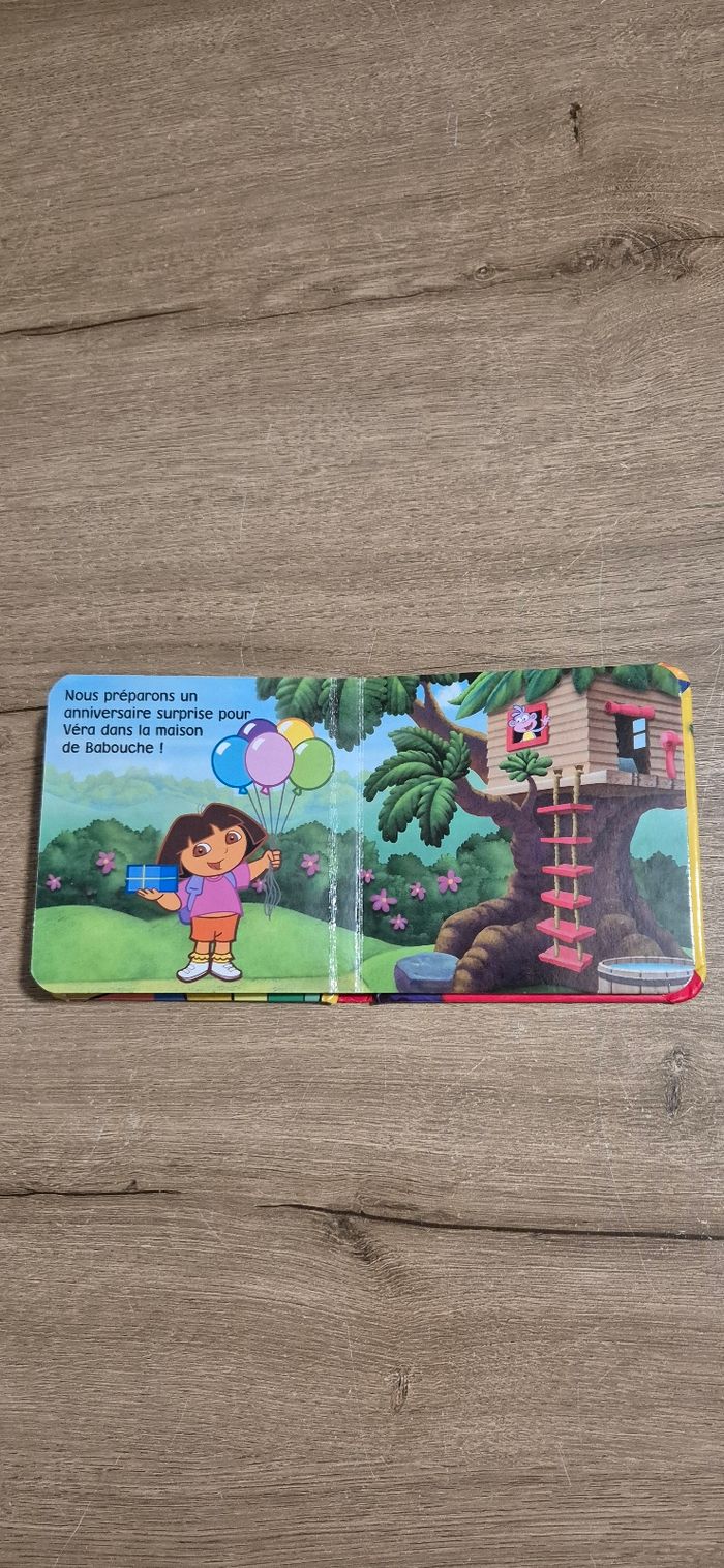 Livre Dora : Un anniversaire surprise - photo numéro 2