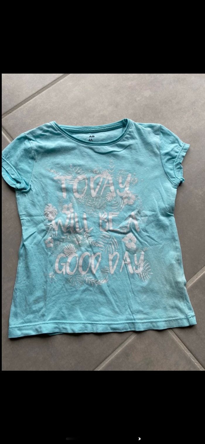 Tee shirt Kiabi 4 ans - photo numéro 2