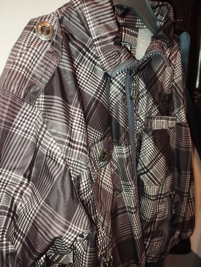 Veste blouson léger garçon 5 ans - photo numéro 2