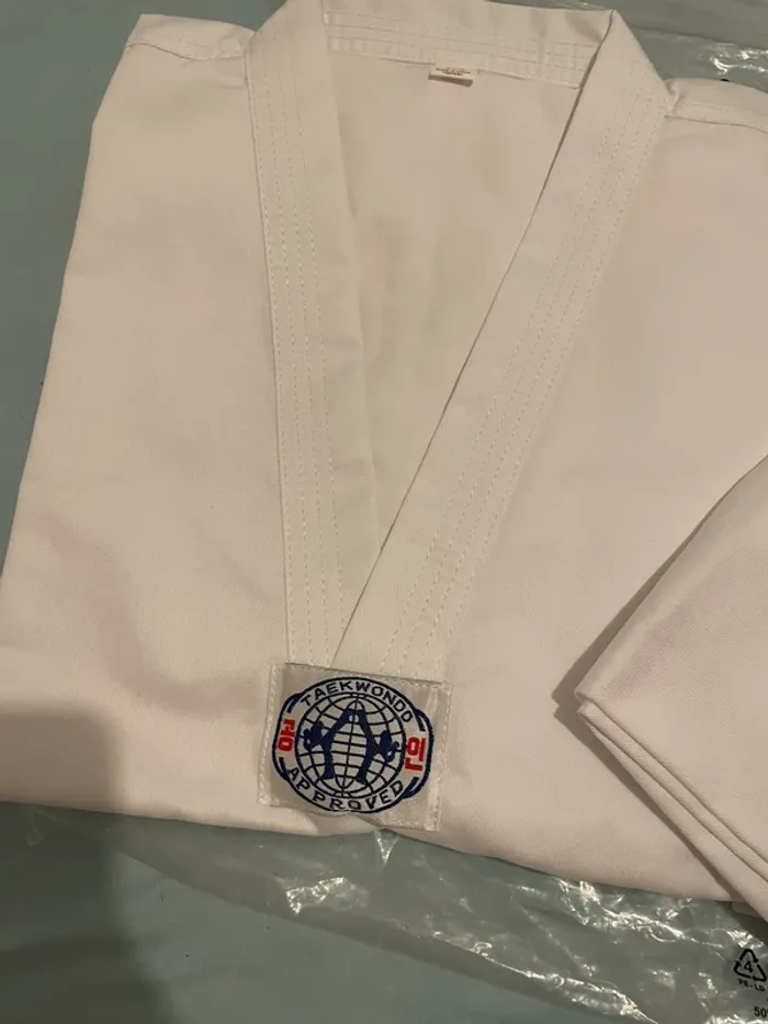 Kimono +ceinture taekwendo taille 3/170 kwon - photo numéro 3