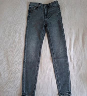 Pantalon stradivarius 34