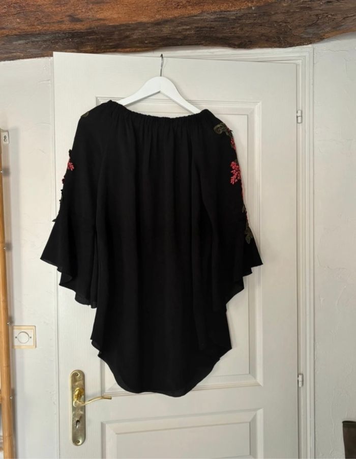 robe épaules dénudées - photo numéro 2