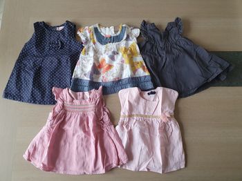 Lot de robes 1 mois