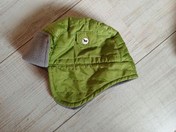 Shapka vert 12 mois
